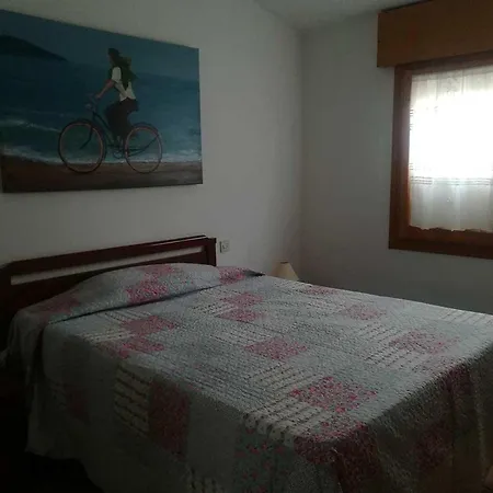 Vacaciones Frente Al Mar: Casa Con Wifi, Aire Opcional, Mascotas Bienvenidas Y Playa Perros - Es-184-24 Riumar