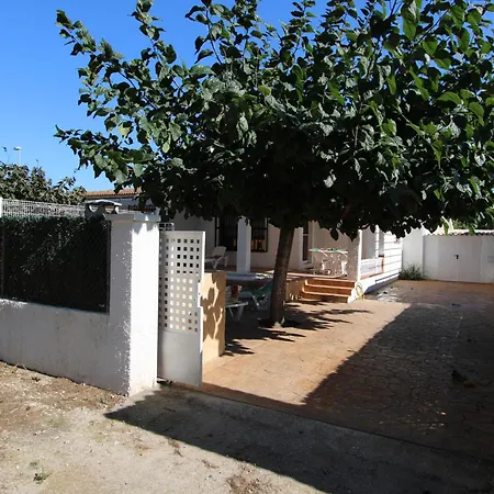 Vacaciones Frente Al Mar: Casa Con Wifi, Aire Opcional, Mascotas Bienvenidas Y Playa Perros - Es-184-24 Holiday home Riumar