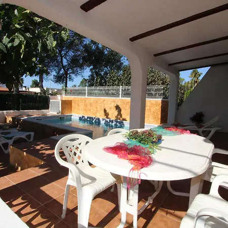 Vacaciones Frente Al Mar: Casa Con Wifi, Aire Opcional, Mascotas Bienvenidas Y Playa Perros - Es-184-24 * Riumar